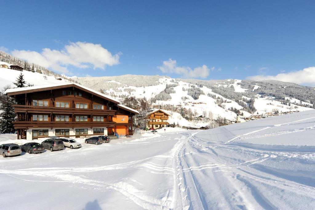 Hotel-Pension Schattberg Saalbach-Hinterglemm Exterior photo